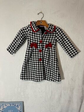 Blueberi Boulevard Black & White Houndstooth Coat with Red Trim Size 4T